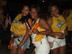 Oktober 10 Anos